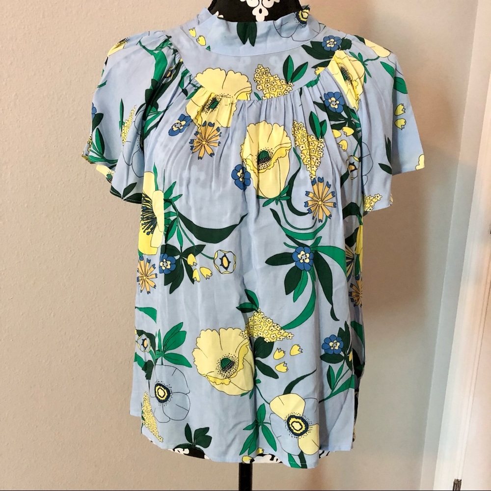 International Concepts Women’s Floral Shirt Small